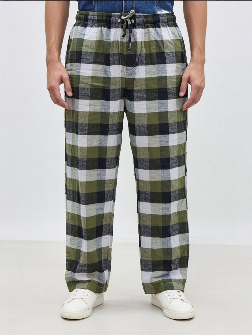 Men Casual Wear Cotton Drawer Trouser Checked Style Comfortable Soft Fabric Elastic Waist Daily Wear (Size Medium)