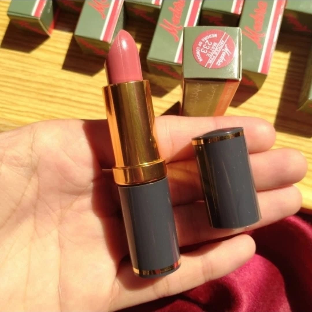 Medora Lipstick Pack of 6 – Creamy, Long-Lasting, Smooth Finish Lip Colors - Red